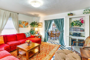 Less Than 10 Mi to Hersheypark Duplex with Fire Pit and Grill